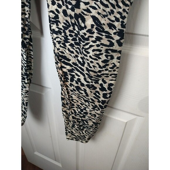 Lei Leopard Print Pullon Elastic Waist Drawstring Close Jeggings. Size M - Picture 4 of 13
